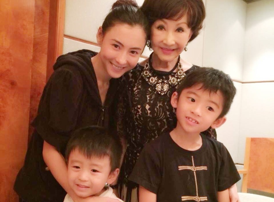 Nhung nang dau Hoa ngu bi me chong ghet hinh anh