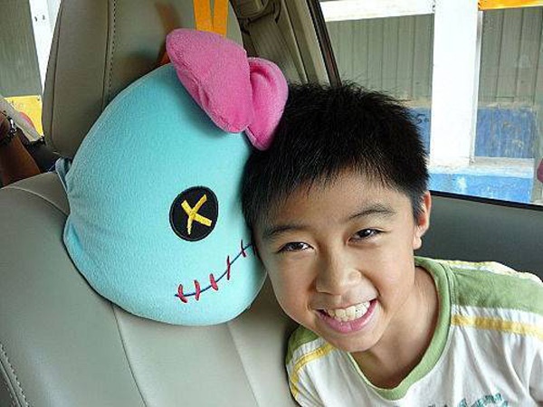 Cậu bé sinh năm 1999 này là gương mặt quen thuộc trên màn ảnh nhỏ TVB.