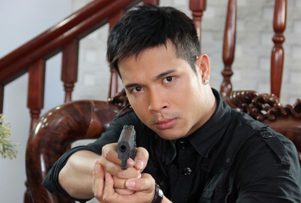 Trương Thế Vinh vai Hổ.