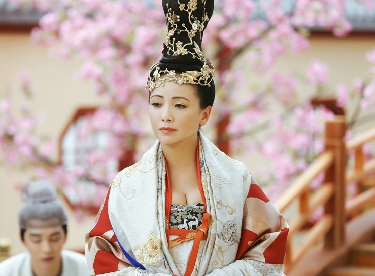 He lo hinh anh Vo Tac Thien cua Dang Tuy Van hinh anh