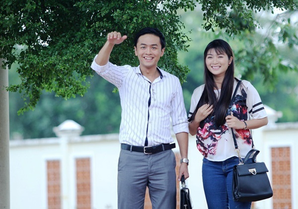 Lần đầu tiên, Văn Anh, Quang Sự và Thanh Trúc kết hợp với nhau thành một nhóm bạn thân thiết trong phim.