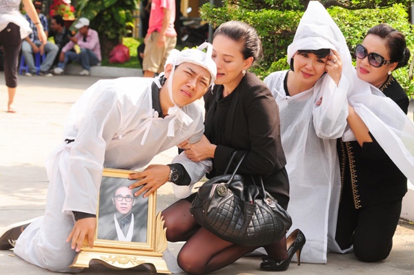 Hoài Lâm vai Tuấn.