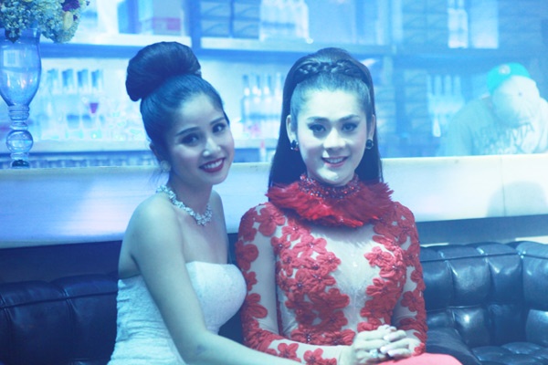 Thảo Trang và Lâm Chi Khanh.