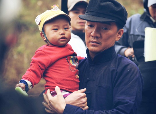 Phim 'Hiep si mu' cua Dam Vinh Hung choi bao tay hinh anh