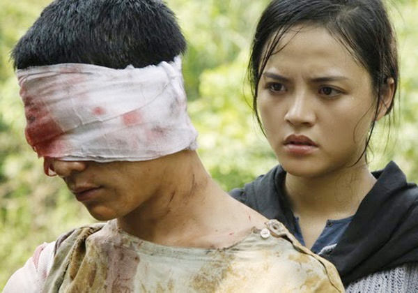 Cảnh phim Sống cùng lịch sử.