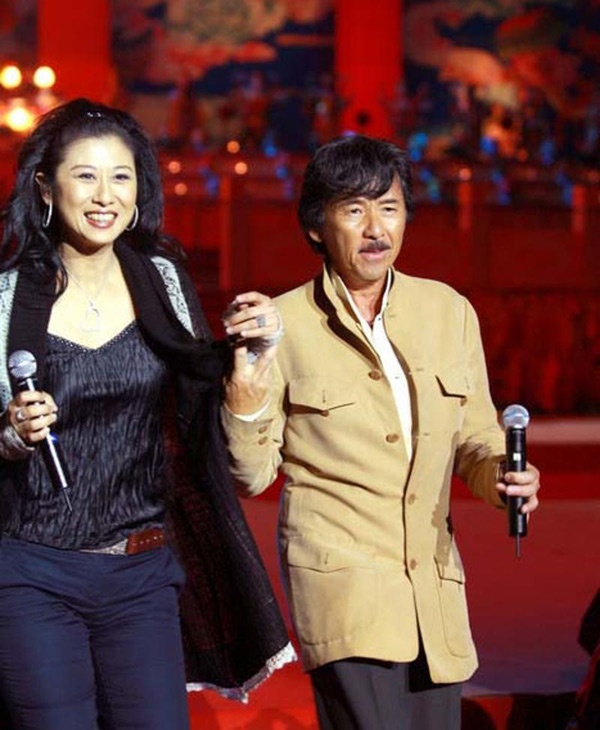 Khi nam danh ca - diễn viên Lâm Tử Tường quyết định đến với nữ ca sĩ Diệp Thiên Văn, anh đã mang tiếng 