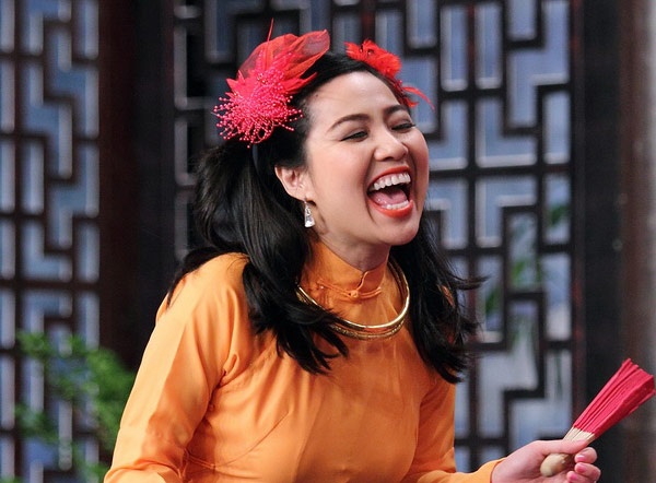 Nhat Cuong phat hoang vi Le Khanh me trai hinh anh