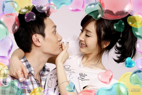 Sau bộ phim Cung toả tâm ngọc (2011), Phùng Thiệu Phong và Dương Mịch được xem là một đôi xứng đôi vừa lứa trên màn ảnh Trung Quốc. Tuy nhiên trước đó, trong mắt Dương Mịch, Phùng Thiệu Phong gần như điểm không vì năm 17 tuổi, khi đóng chung một bộ phim truyền hình, anh này bất ngờ đề nghị thêm cảnh hôn khiến cô mất hết thiện cảm.