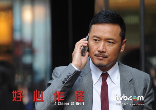 Trở lại màn ảnh nhỏ TVB vào năm 2006 khi đã 48 tuổi, Miêu Kiều Vỹ vẫn giữ được phong độ, từ ngoại hình đến diễn xuất. Dù đã phải lên “tuyến trên” đóng những vai trưởng bối nhưng anh không bị lu mờ trước lớp diễn viên đàn em trẻ đẹp, trái lại những nhân vật do anh đảm nhận trong các phim Cạm bẫy, Học cảnh truy kích, Thượng Hải ngày xưa, Vòng xoay cuộc đời, Tình yêu và thù hận, Cảnh sát…vẫn đầy sức hút.