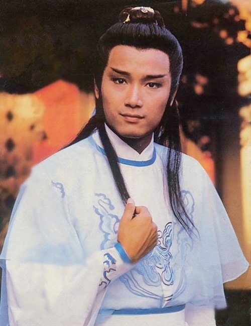 Miêu Kiều Vỹ từng được khán giả yêu thích qua nhiều vai diễn, như Lại Bố Y (phim cùng tên), Dương Khang (phim Anh hùng xạ điêu), Lý Thế Dân (phim Quyết chiến Huyền Vỹ môn), Tư Đồ Văn Vũ (phim Thiên sư chấp vị)… và nổi tiếng nhất là hình ảnh chàng Sơ Lưu Hương phong lưu, đa tình trong bộ phim Sở Lưu Hương - Thiên phúc truyền kỳ.