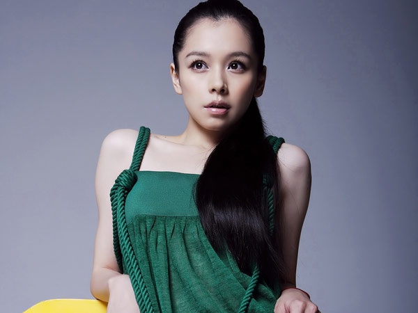 My nhan Hoa ngu tung e che khi dong nghiep nam ruong bo hinh anh
