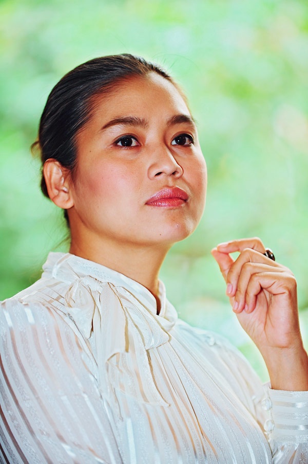 Bên cạnh công việc biên tập, MC cho các chương trình mình phụ trách, Đỗ Thụy còn dành thời gian tham gia các hoạt động thiện nguyện hư thu âm sách nói cho người mù và dự án Dasani đưa nước sạch về cộng đồng…