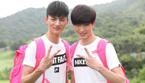 Lưu Sướng và Kim Đại Xuyên là những siêu mẫu nam tên tuổi trên sàn thời trang Trung Quốc, từng tham gia nhiều show diễn đẳng cấp quốc tế.