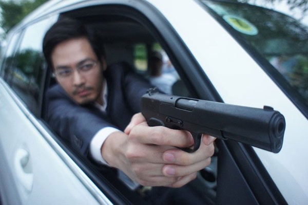 MC Phan Anh đặt bước chân đầu tiên lên màn ảnh trong bộ phim Lời nguyền huyết ngải của đạo diễn Bùi Thạc Chuyên. Tiếp đó anh có mặt ở nhiều bộ phim truyền hình khác như Cầu vồng tình yêu, Những cô nàng đơn thân làm mẹ, Bản di chúc bí ẩn… Phan Anh từng chia sẻ về chuyện đóng phim: “Tôi không phải là người có năng khiếu thiên bẩm, nhưng tôi nghĩ rèn luyện miệt mài cũng giúp cho con người ta có thể làm tốt tương đối một thứ gì đó”.