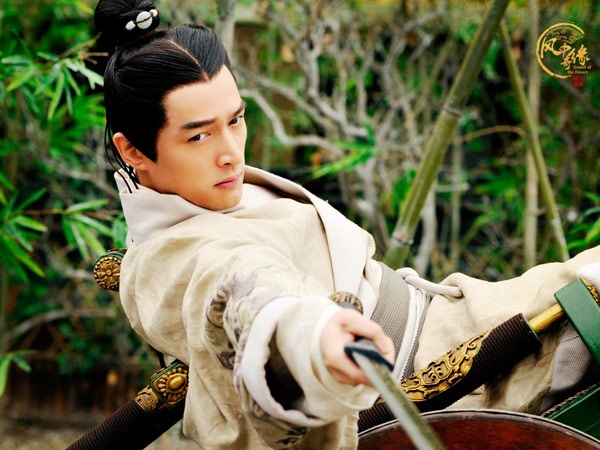 5 my nam co trang Hoa ngu nam 2014 hut hon fan nu hinh anh