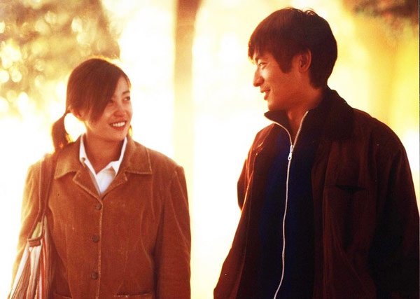 Từng đoạt một vài giải thưởng quốc tế, được đánh giá cao ở LHP Cannes lần thứ 59 nhưng bộ phim Di hòa viên (2006) của đạo diễn Lâu Diệp lại bị cấm chiếu tại Trung Quốc và bản thân anh nhận án phạt 5 năm không được làm phim. Nguyên do là vì trong tác phẩm này, cảnh ân ái trần trụi của Quách Hiểu Đông và Hác Lôi bị đánh giá chẳng khác gì phim sex.