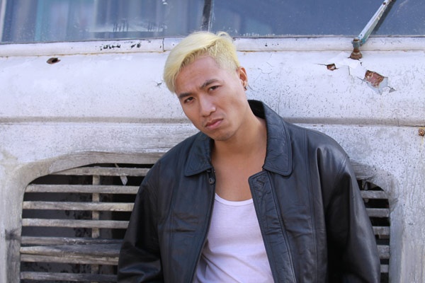 Quang Hòa: vai tên đại ca Tuấn Chột, có một số cảnh đối mặt trực tiếp cùng “bà trùm” Hương Ga. 