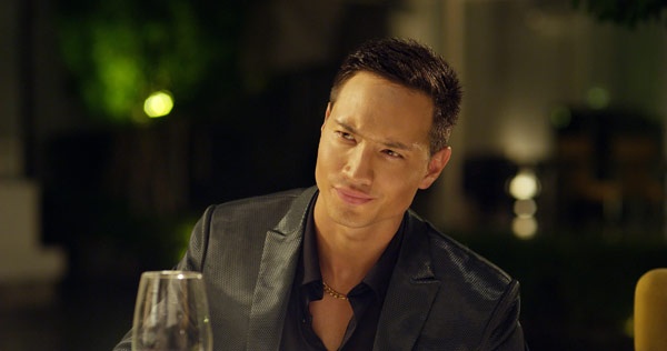 Kim Lý: Mối tình định mệnh của Hương Ga. Đẹp trai, phong trần và có khí chất của một anh hung dù là một tay giang hồ sừng sỏ của đất cảng. Đây chính là con ách chủ bài và cũng là động lực lớn nhất để Hương Ga trở thành một bà trùm vô cùng nguy hiểm.