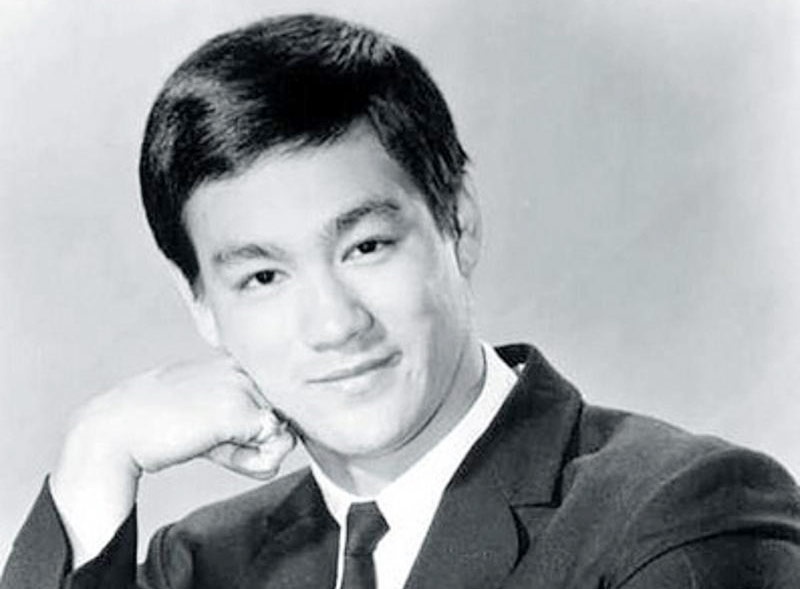 Chi gai Ly Tieu Long bat mi nhieu chuyen bi mat cua em trai hinh anh