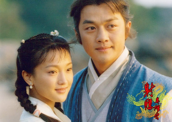 Ngay sau Tiếu ngạo giang hồ, Lý Á Bằng tiếp tục hóa thân vào một nhân vật nổi tiếng khác của Kim Dung - Quách Tĩnh trong bản dựng Anh hùng xạ điêu 2001, cũng do Trương Kỷ Trung thực hiện. Anh đã cùng với Châu Tấn tái hiện mối tình lãng mạn của chàng Quách Tĩnh thật thà với nàng Hoàng Dung lém lỉnh, lắm mưu kế.