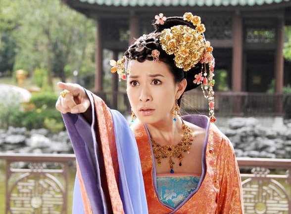 Xa Thi Man 3 lan dong vai cong chua hinh anh
