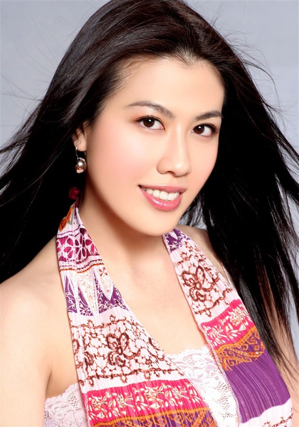 Trần Ngạn Hành là diễn viên que thuộc trên màn ảnh nhỏ TVB.