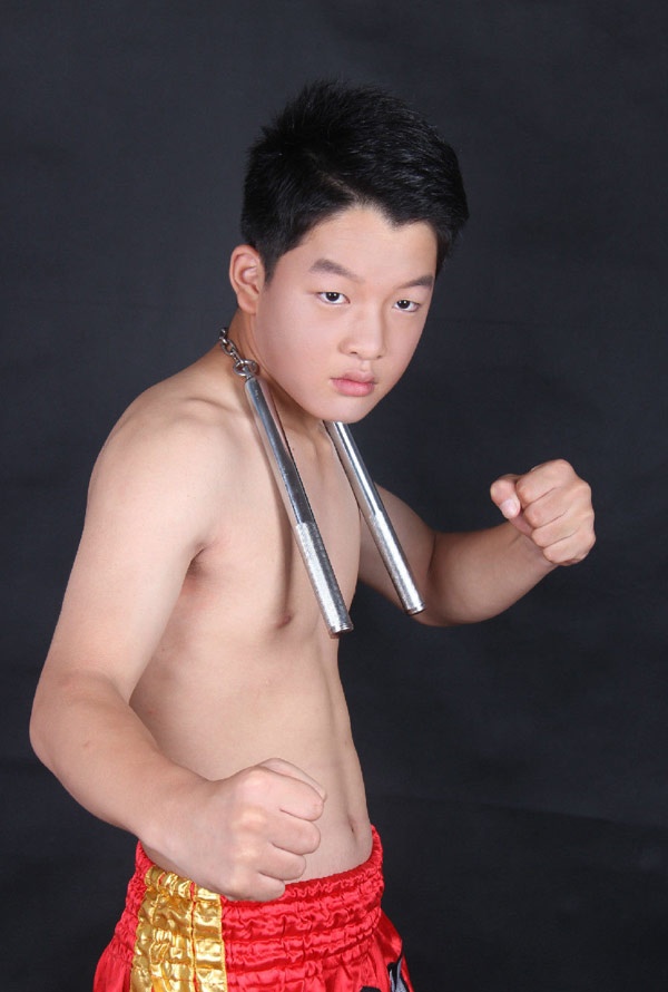 Cát Hàng Vu là một võ sĩ thiếu nhi từng đoạt nhiều Huy chương vàng.