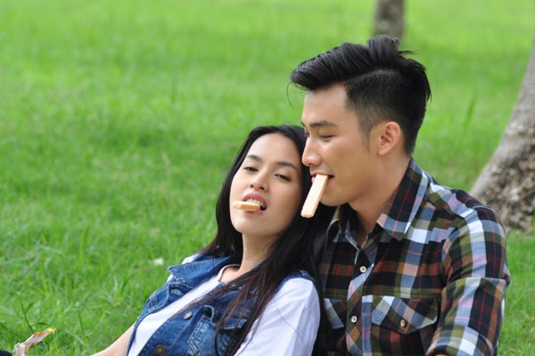 Chí Thiện và Tú Vi lần đầu tiên đóng vai tình nhân.