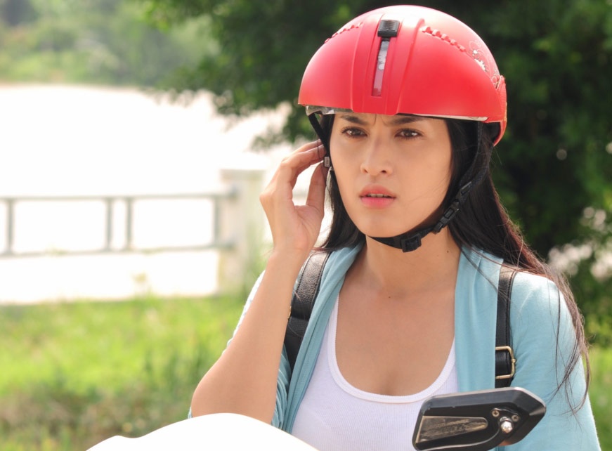 Ca khuc chu de phim 'Hang xom