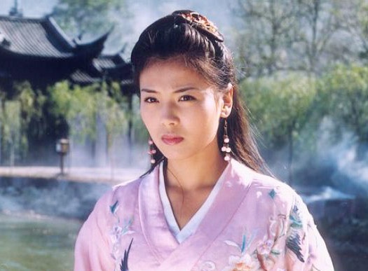 Chuyen cam dong nang A Chau ‘Thien long bat bo’ cuu chong hinh anh