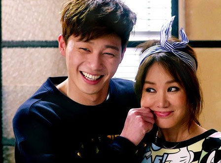 My nam xu Han yeu dan chi hon 19 tuoi hinh anh