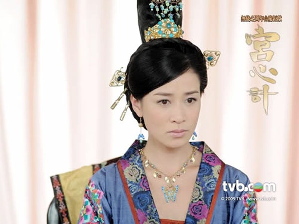 Trở lại với thế giới chốn hậu cung lắm ganh ghét, đua chen, Xa Thi Mạn ghi vào lý lịch nghệ thuật của mình thêm một vai dấu ấn: Lưu Tam Hảo - cô gái 