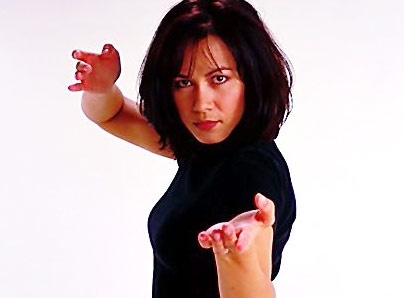 Cuoc doi gap ghenh cua con gai Ly Tieu Long hinh anh