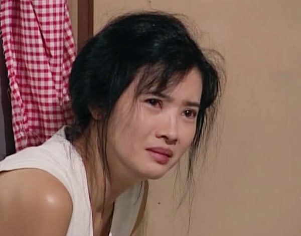 Đại thời đại (1992) là tác phẩm để lại cho Lam Khiết Anh nhiều di chứng khi vai La Tuệ Linh do cô thể hiện luôn sống trong lo sợ Đinh Giải (Trịnh Thiếu Thu đóng) trả thù. Bởi thế, ngoài việc bị 2 ngôi sao đàn anh cưỡng hiếp, cha mẹ lần lượt qua đời trong một thời gian ngắn và cả 2 người bạn trai đều tự tử, nhân vật La Tuệ Linh cũng được xem là nguyên nhân khiến Lam Khiết Anh lúc điên lúc tỉnh.