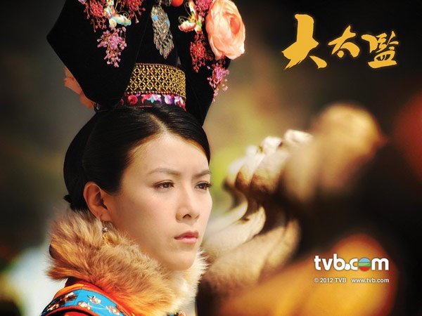 Từ bộ phim đầu tiên Đấu trí (2008) đến Chân tướng, Bằng chứng théo 3 (2011), Thiên thê, Đại thái giám (2012), Giải mã nhân tâm 2, Bãi biển tình yêu (2013) hay tác phẩm gần đây nhất Nội gián ATF (2014), khán giả chứng kiến sự trưởng thành trong diễn xuất của Trần Nhân Mỹ và cũng dễ dàng thấy được cô là “con cưng” của TVB vì vai sau lớn hơn vai trước. Ngày 11/6/2013, mỹ nhân sinh năm 1981 kết hôn với tiểu sinh Trần Hào, hiện có một con trai vừa thôi nôi và đang mang thai bé gái thứ 2.