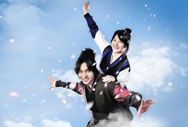 Chuyện tình lãng mạn, đáng yêu của Lee Seung Gi và Suzy chiếm được nhiều tình cảm của khán giả.