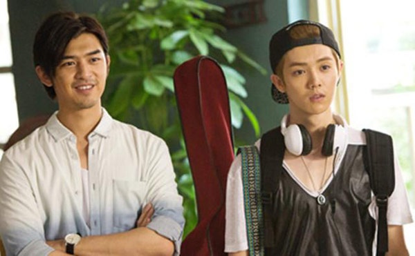 Trần Bá Lâm và Lộc Hàm trong phim.