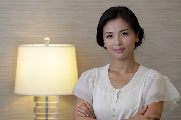 Dù đã là bà mẹ 2 con nhưng Lưu Đào vẫn giữ được vóc dáng quyến rũ và sự trẻ trung. Ở Đài Loan, nàng A Châu của phiên bản Thiên long bát bộ 2002 có một sức hút đặc biệt, phim cô đóng thường đạt rating rất cao.