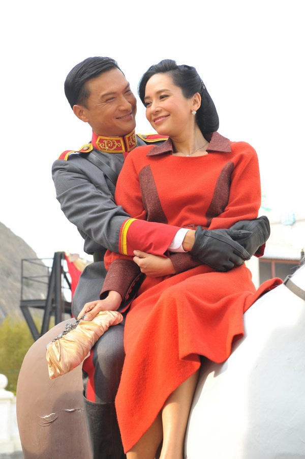 Lần đầu tiên, Trần Cẩm Hồng và Quách Thiện Ni đóng vai tình nhân trên màn ảnh nhỏ TVB.