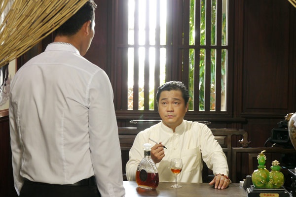 Lý Hùng trong một cảnh phim.