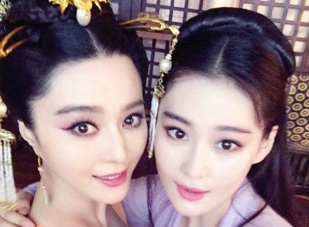 Tro treu sao Hoa ngu dong chung voi tinh dich hinh anh