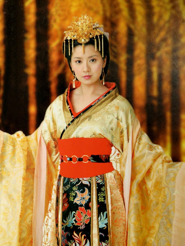 Trước khi xuất hiện Võ Tắc Thiên của Phạm Băng Băng, Giả Tịnh Văn được xem là Võ Tắc Thiên xinh đẹp nhất trên màn ảnh nhỏ Hoa ngữ khi đảm nhận nhân vật này trong bộ phim truyền hình Đài Loan Chí tôn hồng nhan (2003).