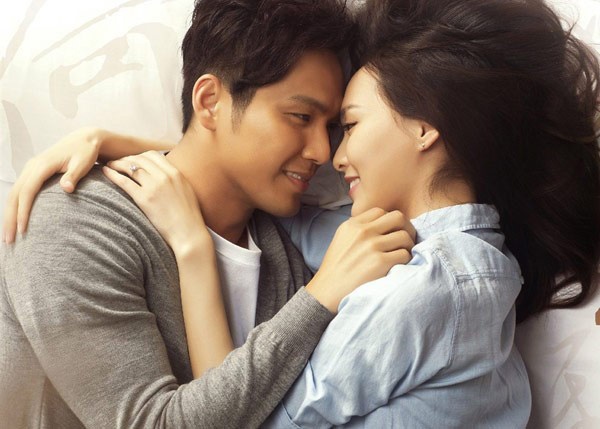 Hà Dĩ Thâm - Triệu Mặc Sênh phiên bản truyền hình qua diễn xuất của Chung Hán Lương và Đường Yên.