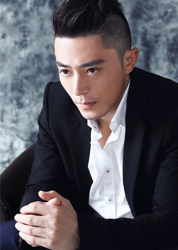 Trong số những diễn viên từ Đài Loan sang Đại lục phát triển sự nghiệp, Hoắc Kiến Hoa nổi bật với ngoại hình đẹp, diễn tốt và gương mặt phù hợp cả cổ trang lẫn hiện đại nên sở hữu nhiều cơ hội. Ở những tác phẩm truyền hình gần đây như Khuynh thế hoàng phi, Tân Tiếu ngạo giang hồ, Kim ngọc lương duyên… tài tử tuổi Kỷ Mùi 1979 xuất hiện quyến rũ hơn xưa.