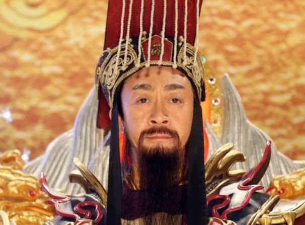 'Ton Ngo Khong' len ngoi Ngoc hoang hinh anh