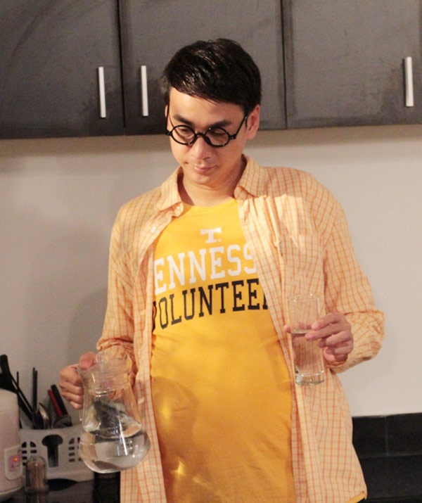 Tạo hình bụng phệ, phá tướng của Ngọc Thuận trong vai Vũ An.