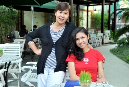 Việt Trinh và Châu Thổ.