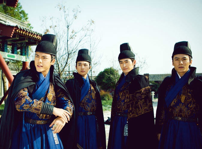 18 phut gioi thieu 'Thieu nien tu dai danh bo