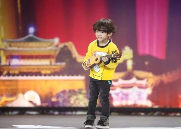 Trương Nghệ Hãn trên sân khấu Amazing Chinese.