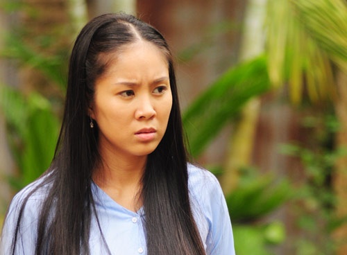 Le Phuong cung luc dong vai me va con tren man anh hinh anh